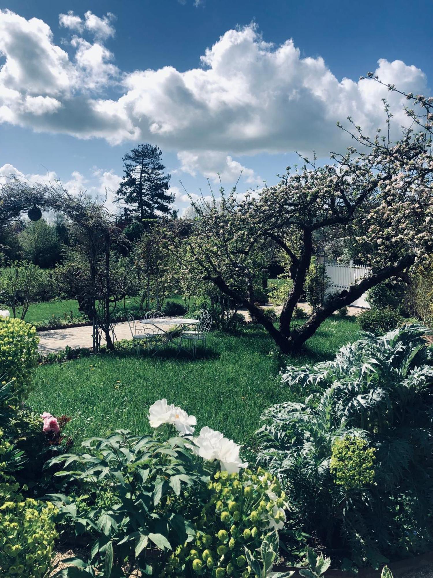 Les Grands Jardins Lodge Giverny Bagian luar foto